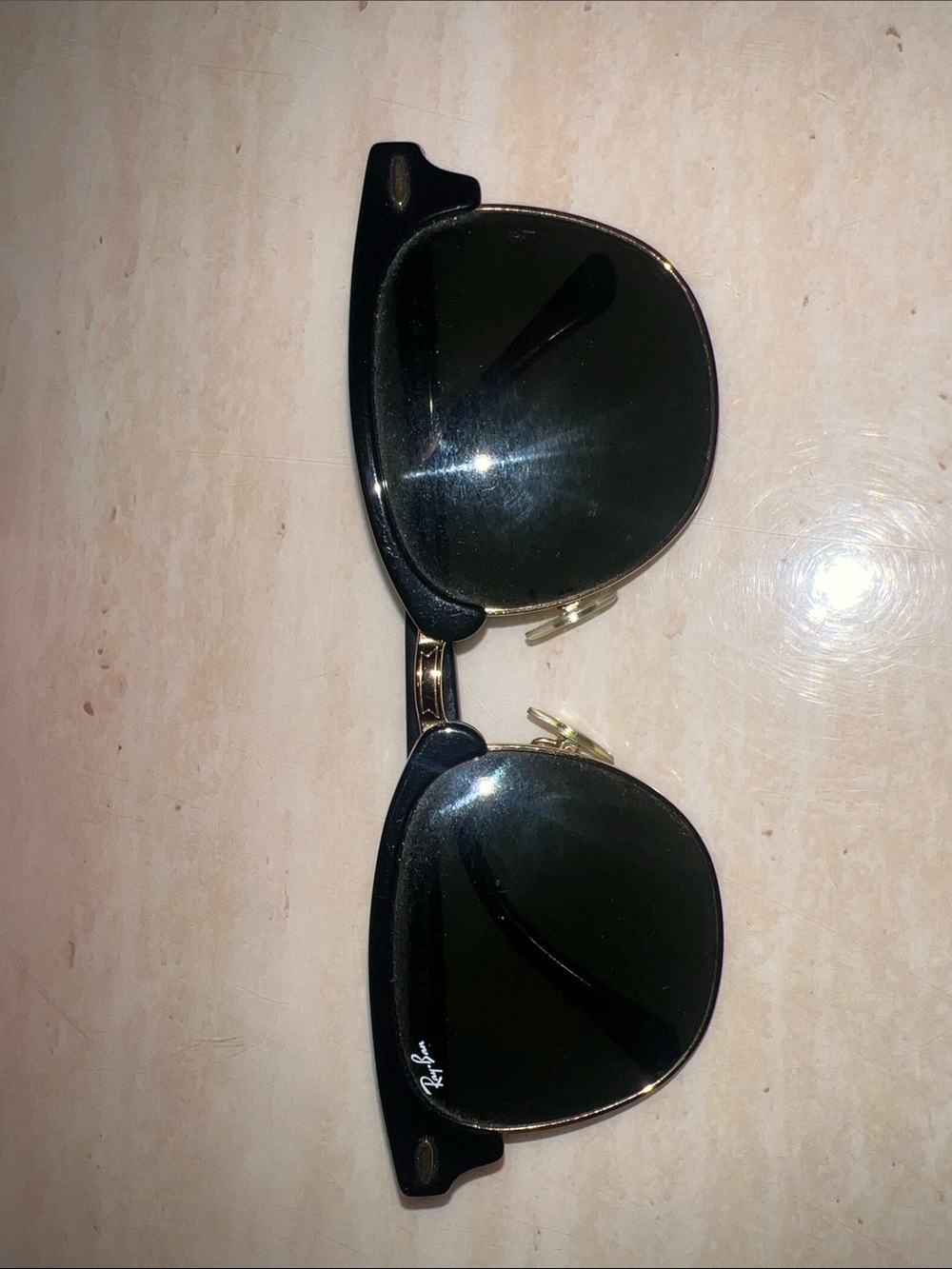 Ray-Ban Men’s Clubmaster Sunglasses - Black/Gold Trim